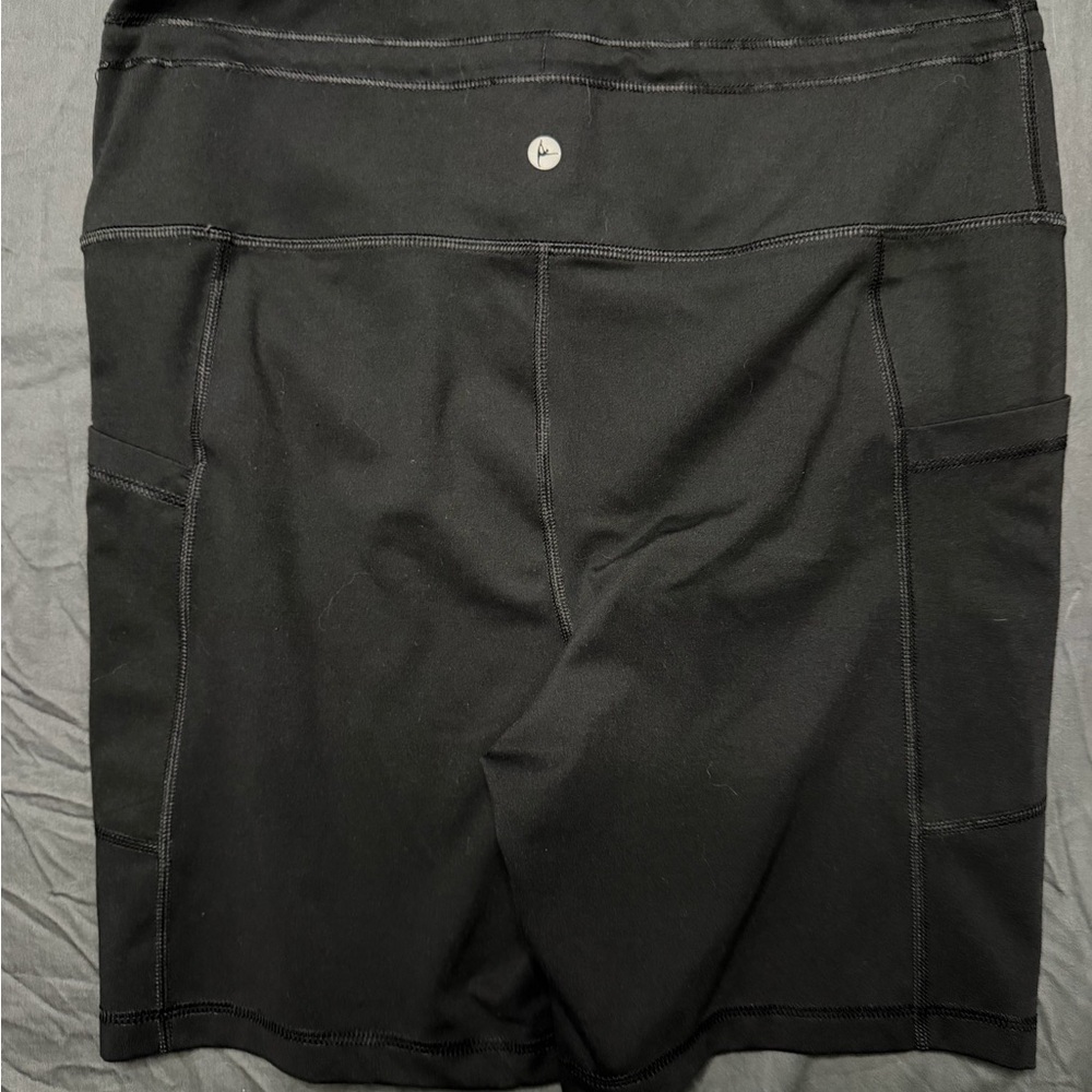 90 Degree By Reflex Black Athletic Shorts with Drawstring - Picture 4 of 4